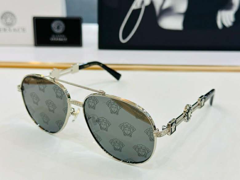 Picture of Versace Sunglasses _SKUfw56969345fw